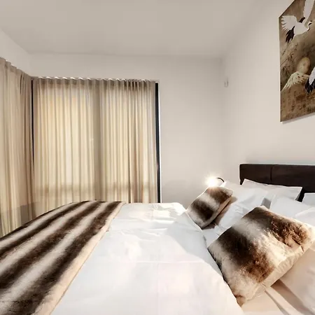 Elegant 1-bedroom Hradeckega